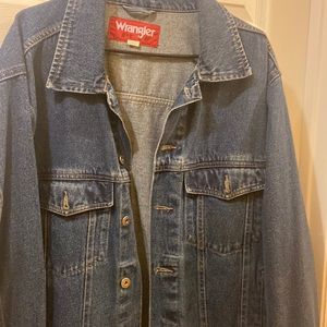 EUC. WRANGLER DENIM JACKET